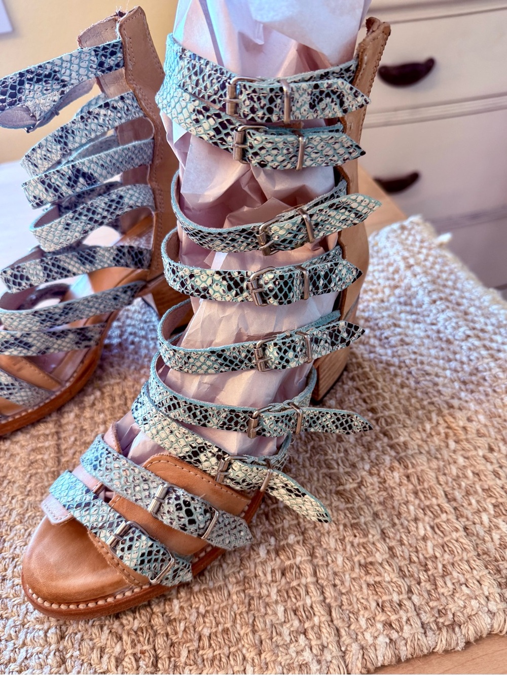 FREEBIRD Cassandra Sandals – Size 8 – Turquoise Snakeskin
